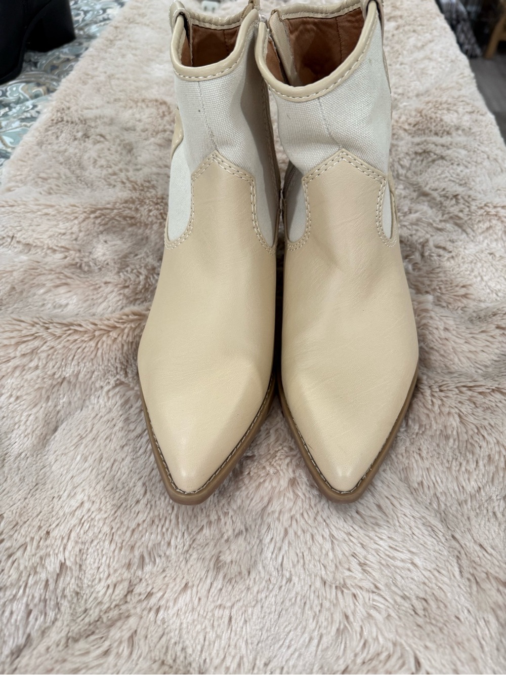 Women's Beige Ankle Cowboy Boots - Stylish Cream Block Heel - Picture 2 of 5